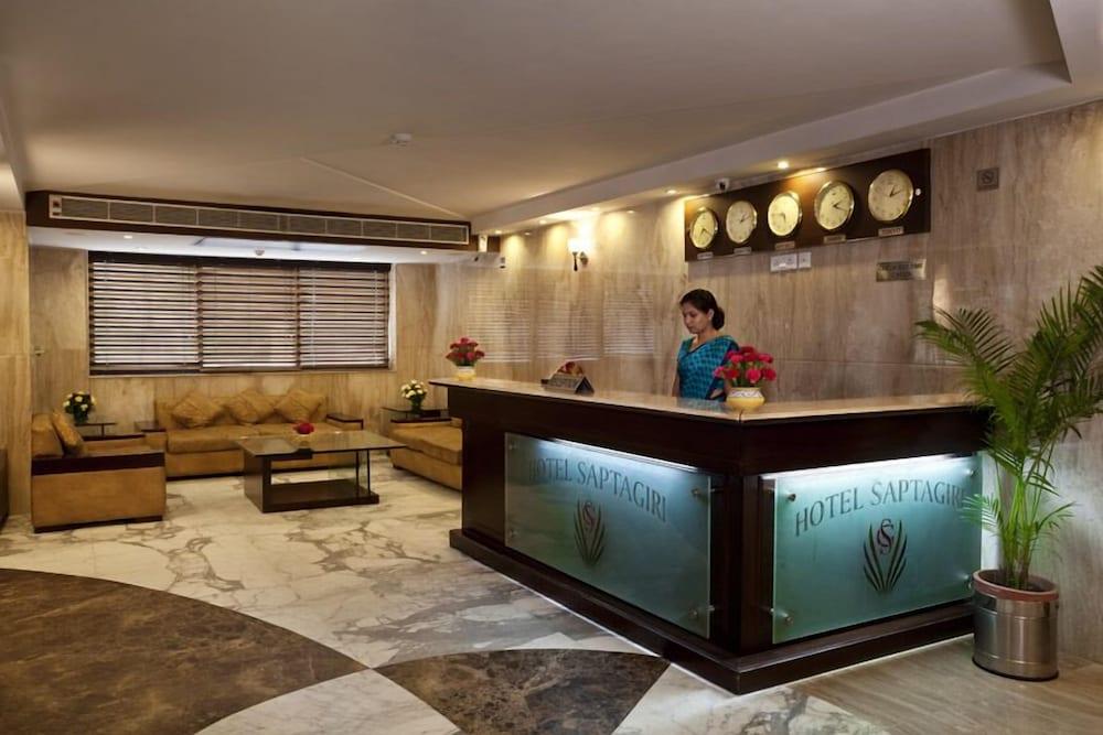 Hotel Saptagiri Nova Deli Exterior foto