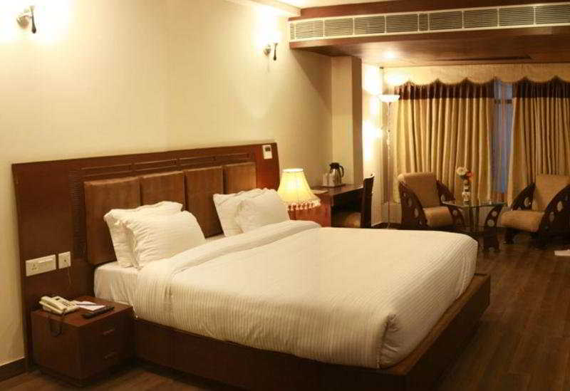 Hotel Saptagiri Nova Deli Quarto foto